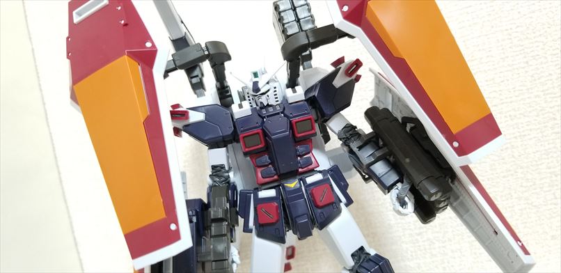 新作商品 MG 機動戦士ガンダム サンダーボルト フルアーマー ガンダム